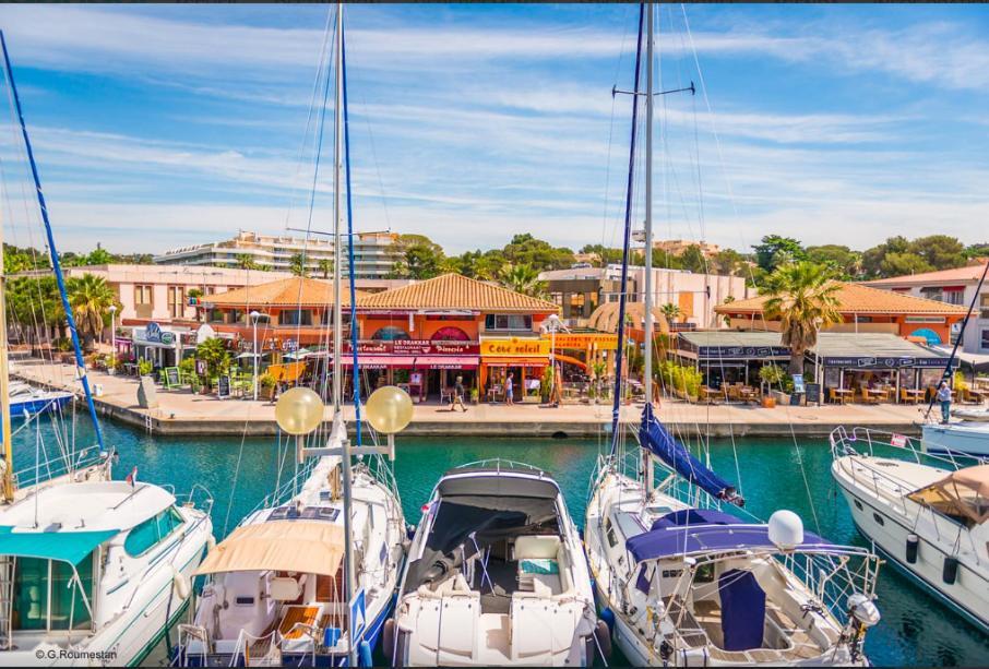 Grand F2 Quartier Les Plaines, Boulouris Proche Mer Et Port Santa-Lucia Saint-Raphaël Exterior foto